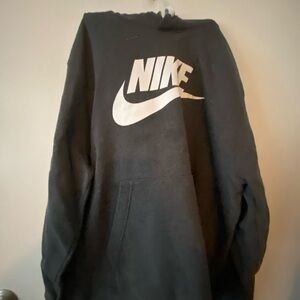 Men’s Nike hoodie size large